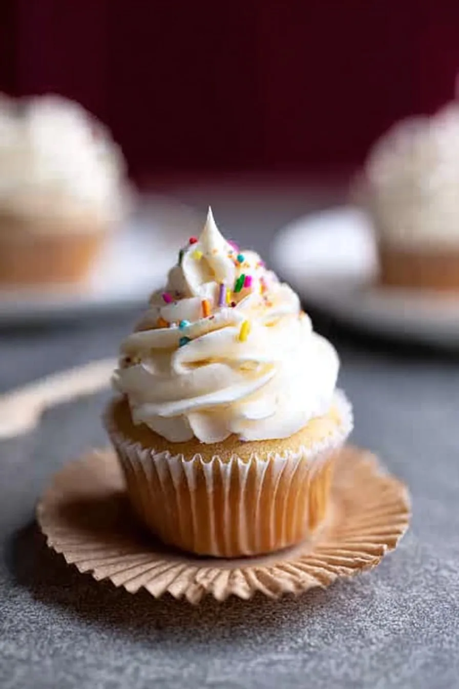5 Minute Easy Vanilla Frosting